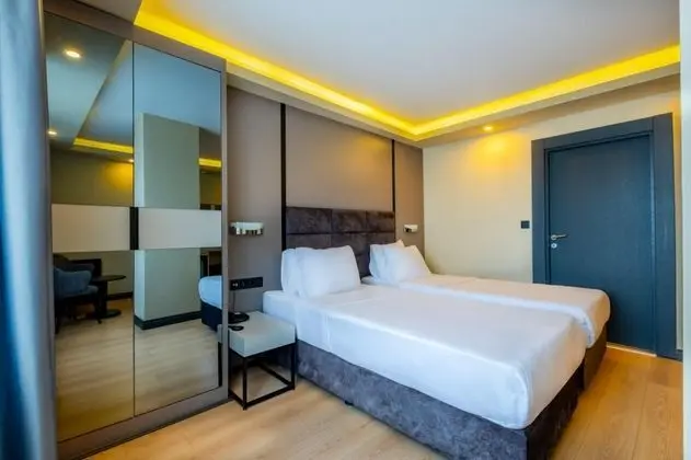 Standart Oda, Şehir Manzaralı, İki Tek Kişilik Yataklı