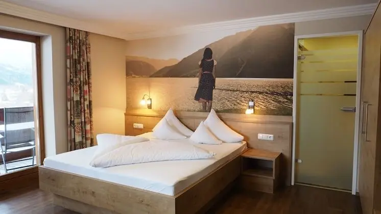 Comfort Tek Büyük Yataklı Oda (Large)