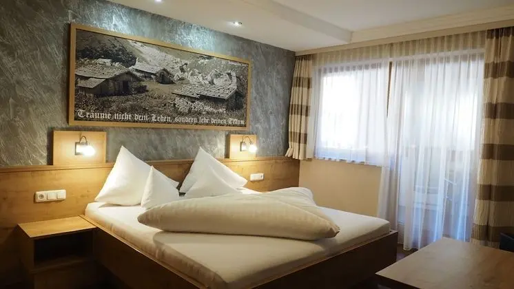 Comfort Tek Büyük Yataklı Oda (Medium)