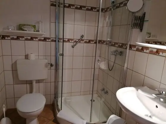 Comfort Tek Büyük Yataklı Oda, 1 Büyük (Queen) Boy Yatak, Sigara İçilmez, Bahçe Manzaralı