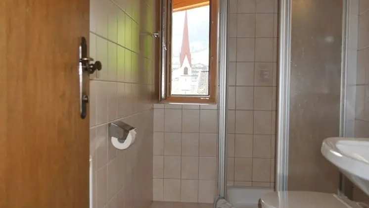 Tek Büyük Yataklı Oda, Balkon, Dağ Manzaralı