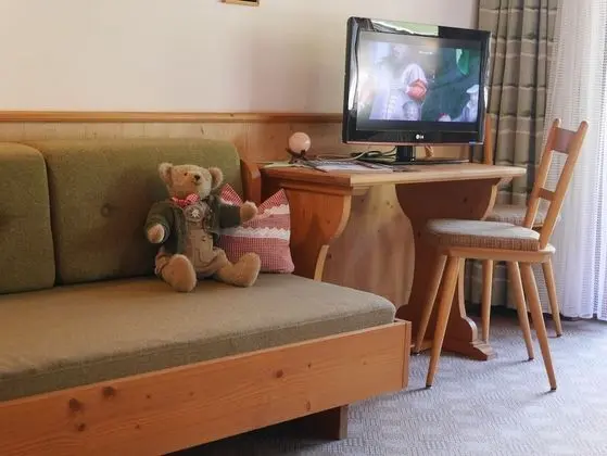 Üç Kişilik Oda, Balkon, Dağ Manzaralı (Double or Triple)