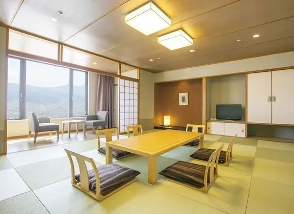 Deluxe Oda (Japanese-Style, 15 Tatami Mats)
