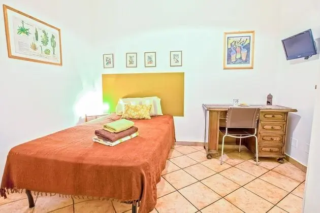 Basic Oda, Sigara İçilmez, Şehir Manzaralı