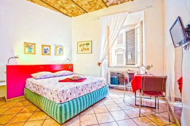 Basic Oda, Sigara İçilmez, Şehir Manzaralı