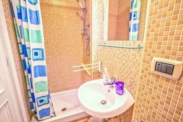 Basic Oda, Sigara İçilmez, Şehir Manzaralı