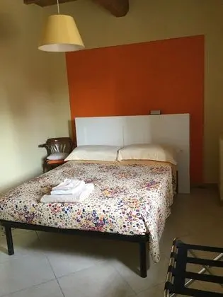 Tek Büyük veya İki Ayrı Yataklı Oda (up to 3 people )