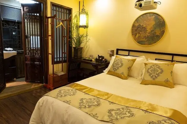 Comfort Tek Büyük Yataklı Oda