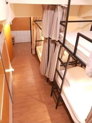 Economy Ortak Ranzalı Oda, Sadece kadınlar için, Sigara İçilmez