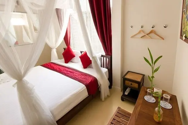 Superior Double Room with Private Bathroom