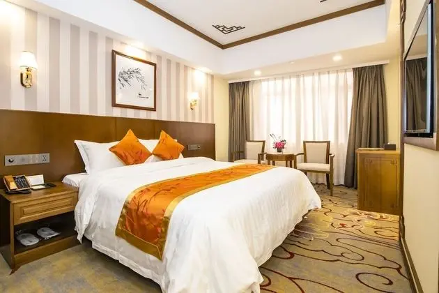 Deluxe Tek Büyük Yataklı Oda