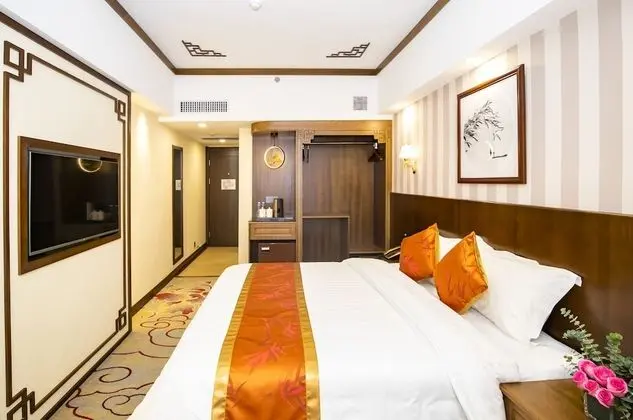Deluxe Tek Büyük Yataklı Oda