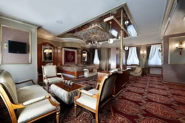 King Suite