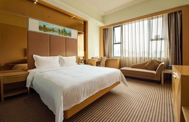 Standard Tek Büyük Yataklı Oda