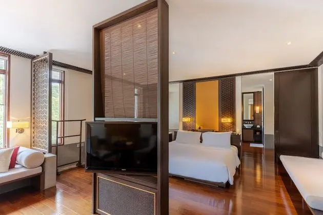 Basic Oda, Bahçe Manzaralı