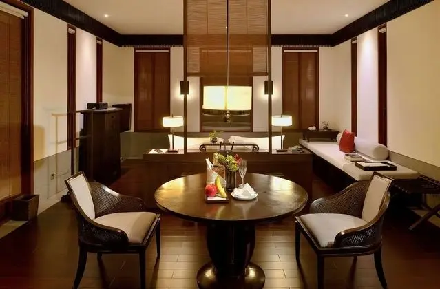 Basic Oda, Bahçe Manzaralı