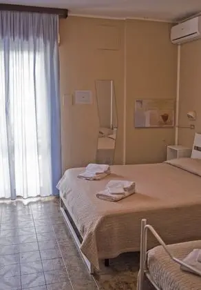 Üç Kişilik Oda, Balkon