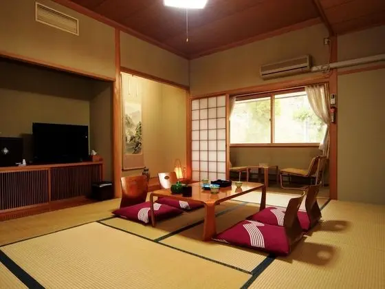 Traditional Oda (Japanese Style)