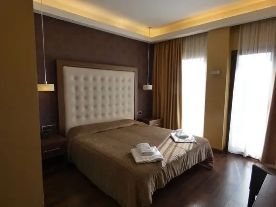 Standard Tek Büyük veya İki Ayrı Yataklı Oda