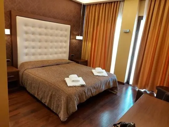 Standard Tek Büyük veya İki Ayrı Yataklı Oda