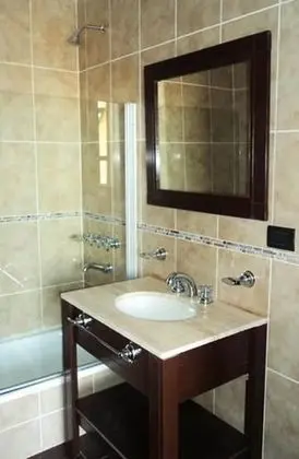 Standard Tek Büyük veya İki Ayrı Yataklı Oda