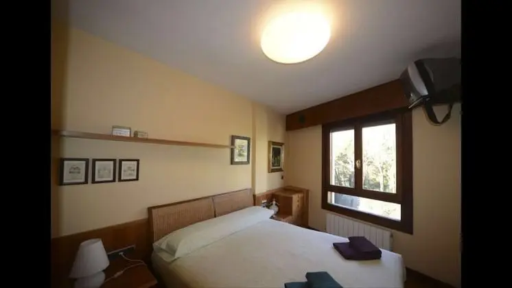 Apart Daire, 6 Yatak Odası