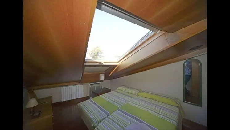 Apart Daire, 6 Yatak Odası