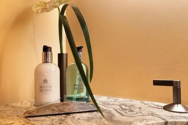 Comfort Tek Büyük Yataklı Oda, Kısmi Deniz Manzaralı