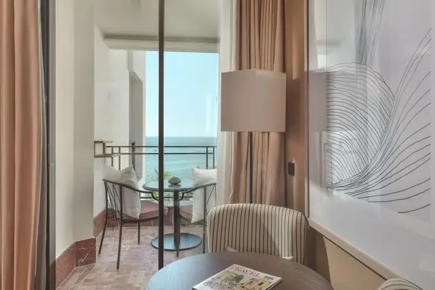 Selected Doble Vista parcial al mar