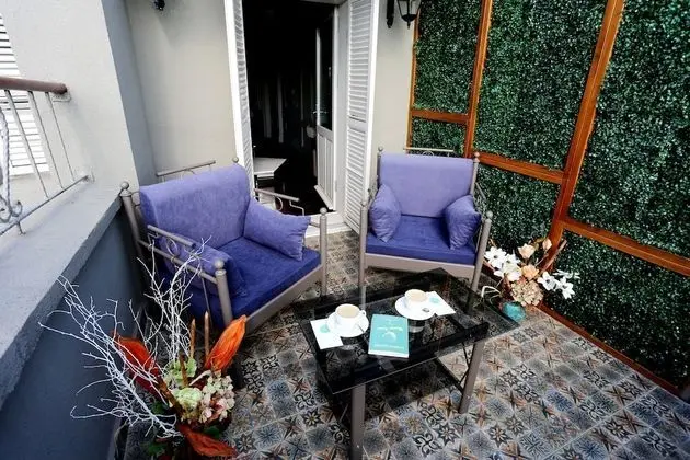 Queen Suite