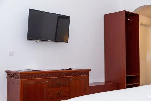 Deluxe Tek Büyük Yataklı Oda, 1 Yatak Odası, Havuz Manzaralı