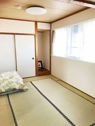 Apart Daire (Japanese Western, C, 502, No pets)