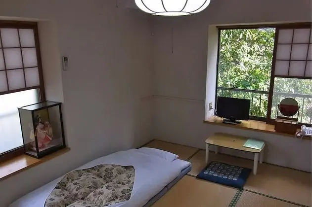 Tek Kişilik Oda, Sigara İçilmez, Ortak Banyo (RSVP for hot spring upon check-in)