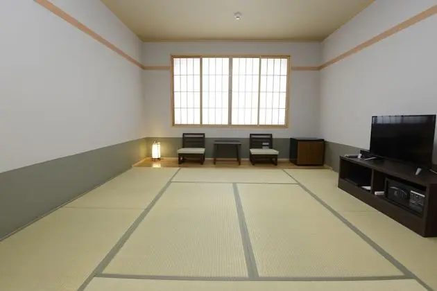 Traditional Oda (Futon is provided for number of adult)