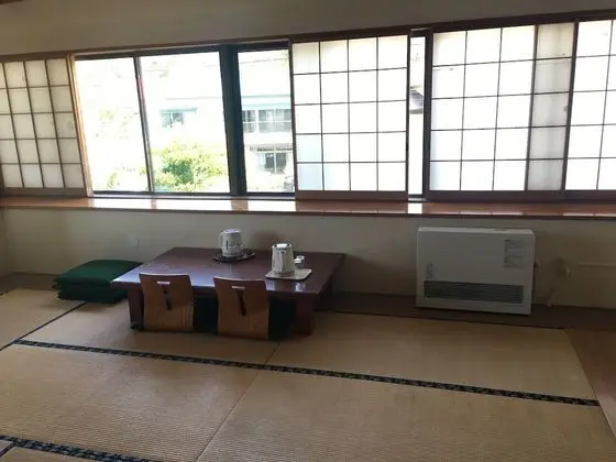 Traditional Oda, Göl Manzaralı (Japanese Style, for 4 Guests)