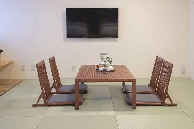Design Ev (Holiday)