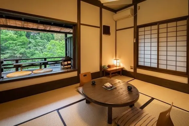 Oda, Ortak Banyo (Maisonette)