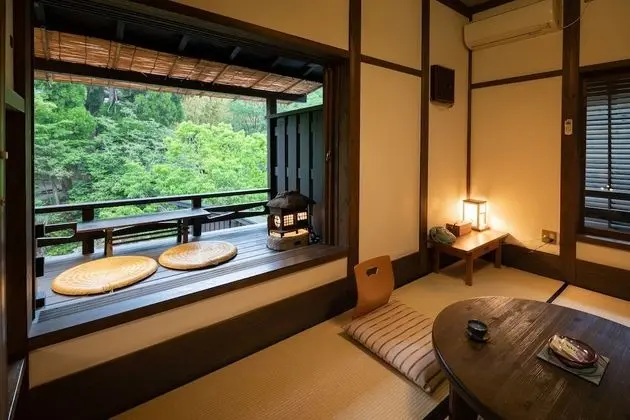 Oda, Ortak Banyo (Maisonette)
