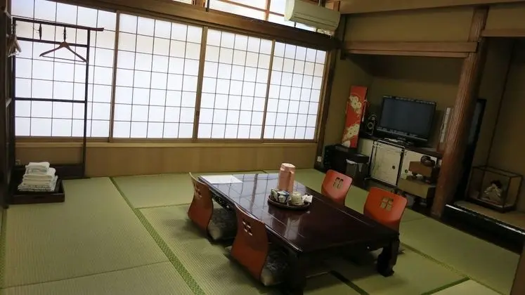 Superior Oda, Ortak Banyo