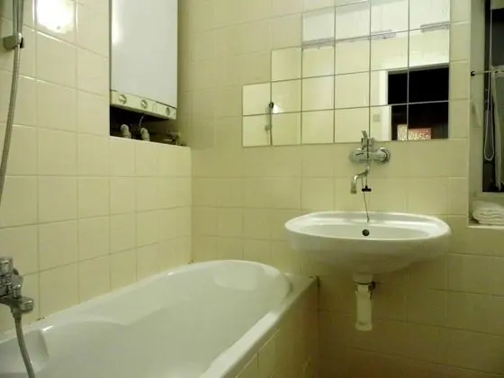 Superior Apart Daire, 2 Yatak Odası, Mutfak, Köşe