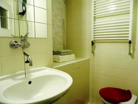 Superior Apart Daire, 2 Yatak Odası, Mutfak, Köşe