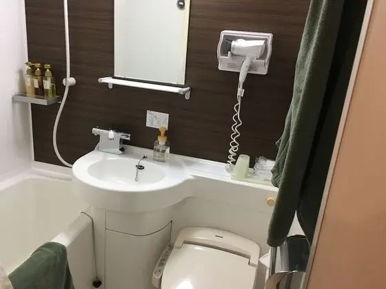 Tek Kişilik Oda, Sigara İçilmez