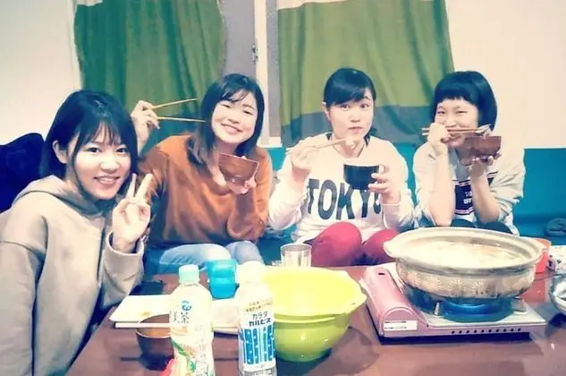 Ortak Ranzalı Oda, Sadece kadınlar için (Bunk Bed Single Use)