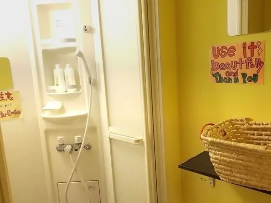 Ortak Ranzalı Oda, Sadece kadınlar için (Bunk Bed Single Use)