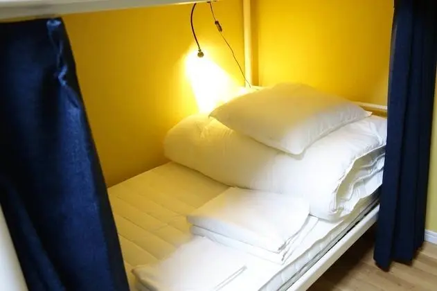 Basic Ortak Ranzalı Oda, 1 Tek Kişilik Yatak, Sigara İçilmez, Kanal Manzaralı