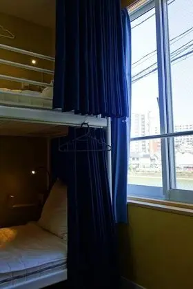 Basic Ortak Ranzalı Oda, 1 Tek Kişilik Yatak, Sigara İçilmez, Kanal Manzaralı