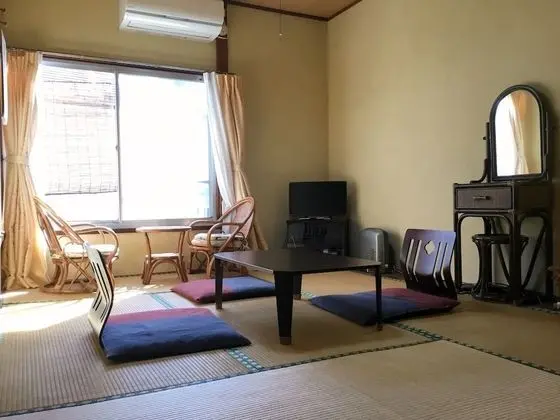 Traditional Oda, Ortak Banyo (Japanese Style 6 Tatami)