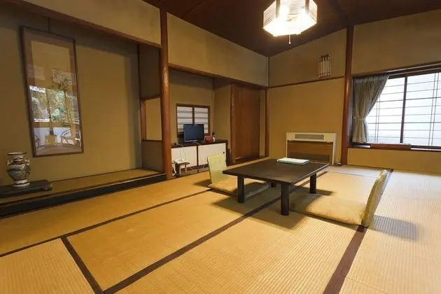 Traditional Oda (Japanese Style, Kiri 1)