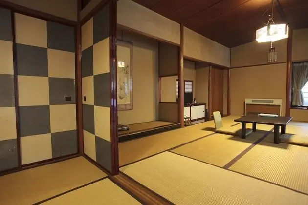 Traditional Oda (Japanese Style, Kiri 1)