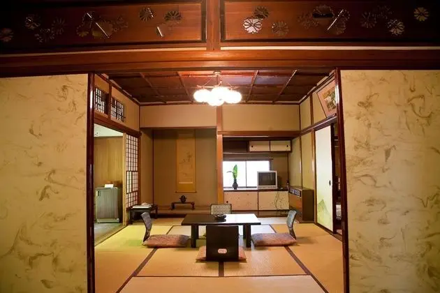 Traditional Oda (Japanese Style, Sakura 4)